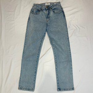 Cotton On Stretch Straight Leg Jean Size 6, Light Wash